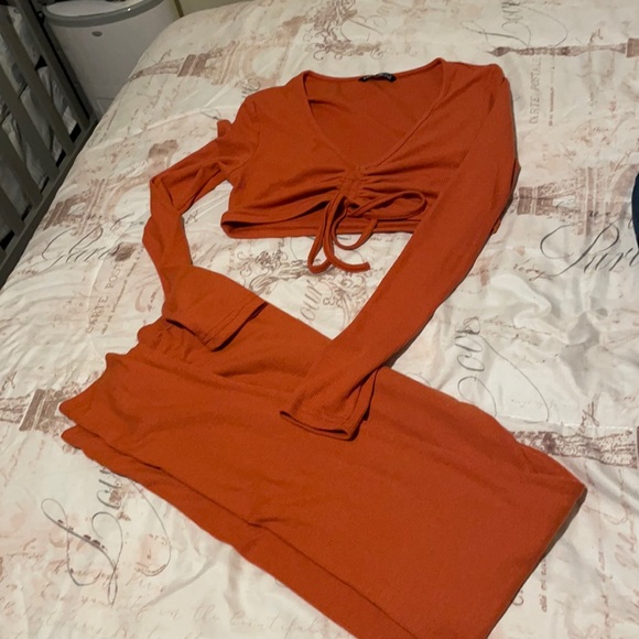 Two piece set